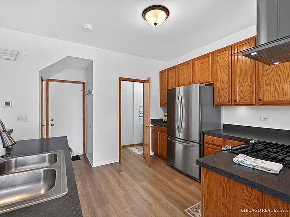 5th image of 1453 Millbrook Dr