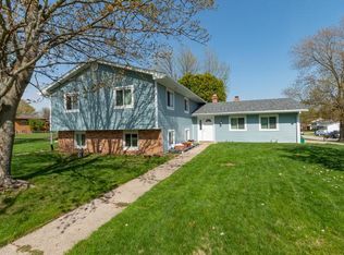 2804 Corpus Christi Dr, South Bend, IN 46628