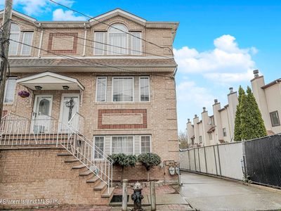 28 Marisa Ct, Staten Island, NY, 10314