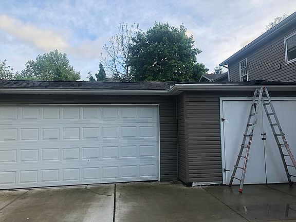 5th image of 7919 Oakhurst Dr