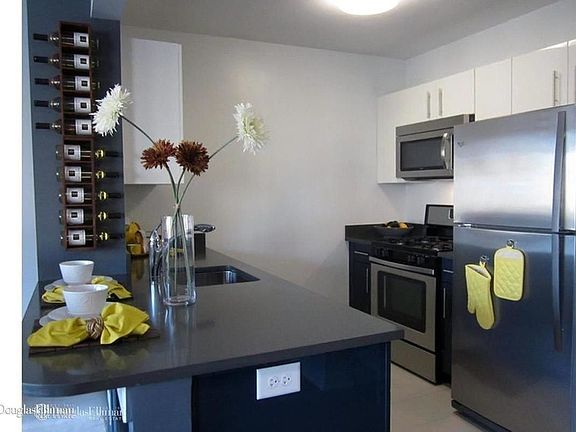 5th image of 101 Avenue D APT 11C