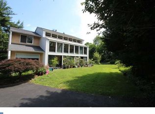 303 Red Lion Rd, Huntingdon Valley, PA 19006