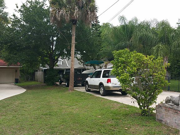 3rd image of 33 Live Oak Ave