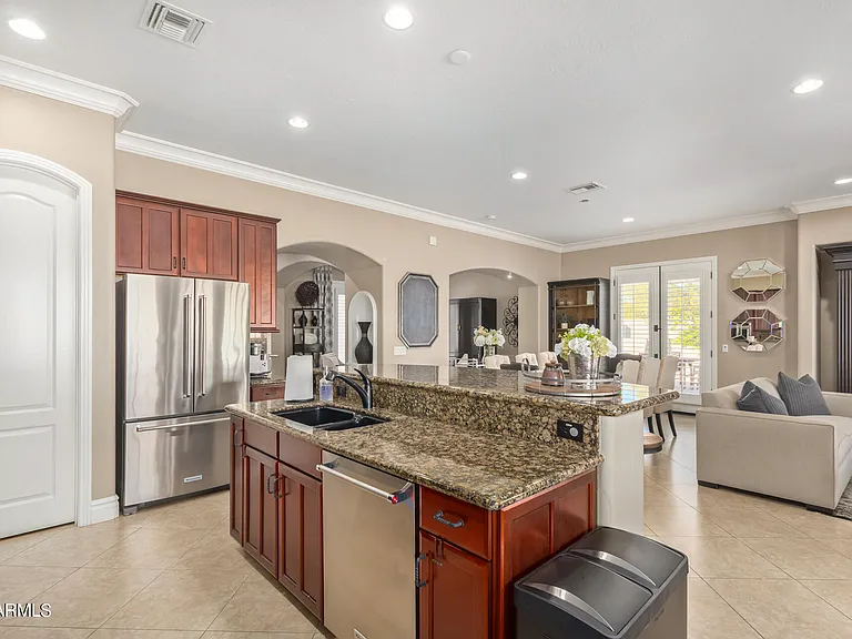 885 W Palo Brea Dr — Photo 28