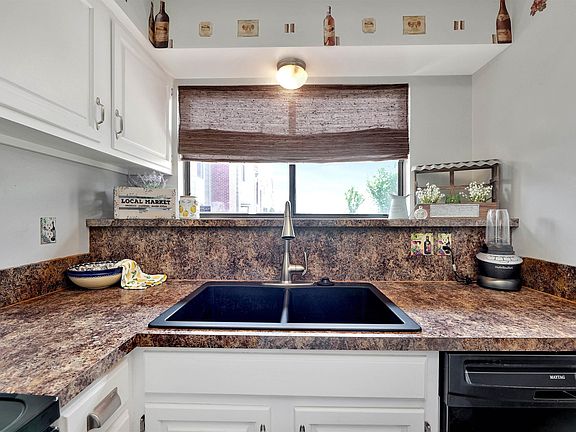 5th image of 2021 N Broadmoor St APT 503