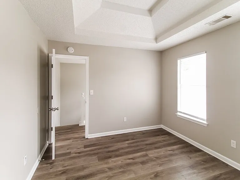 6261 Remington Park — Photo 14