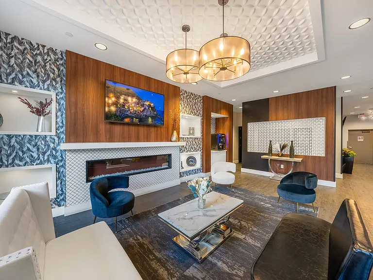 ELEVATE Apartment Homes — Photo 5