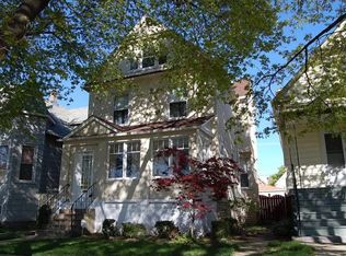4207 N Avers Ave, Chicago, IL 60618