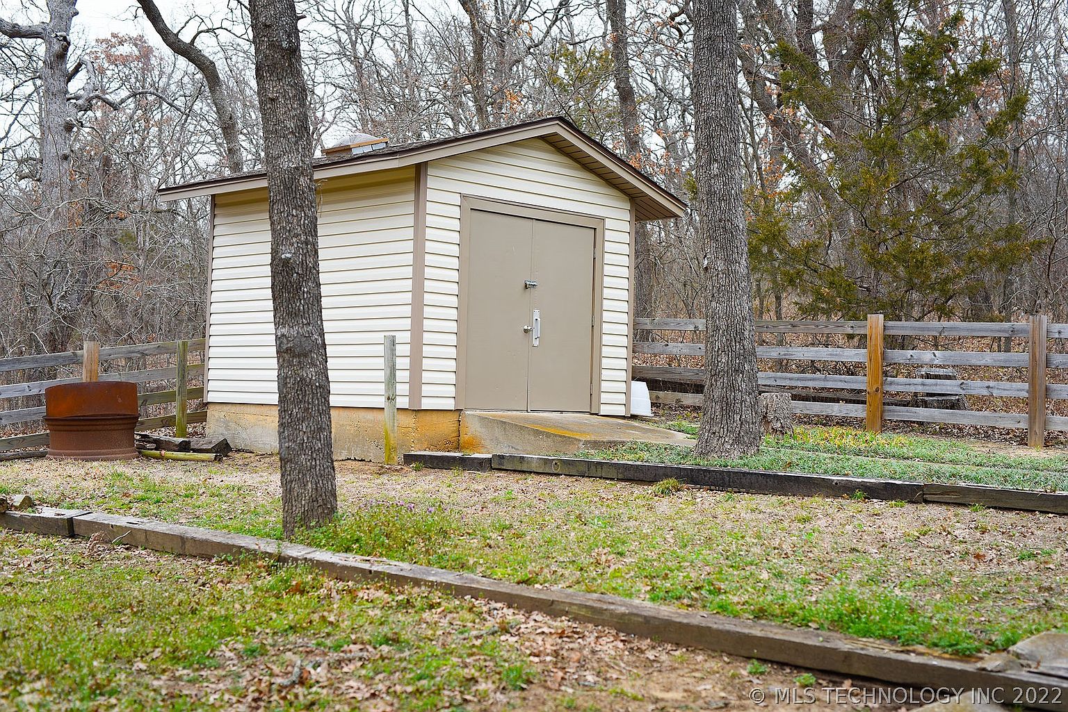 6828 S Black Oak, Kingston OK - photo 4