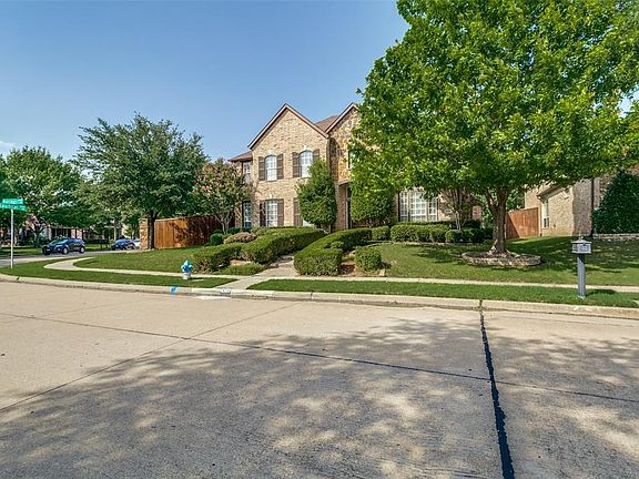 3rd image of 4302 Mariner Dr