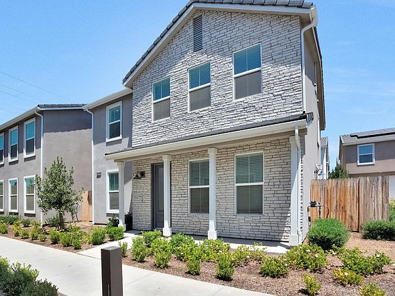 4th image of 2702 E Teaberry Dr