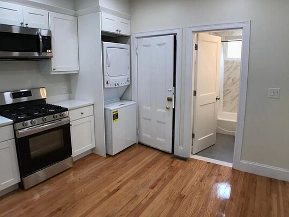 3rd image of 327 Highland Ave #5