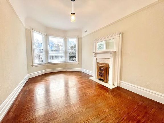 2nd image of 1034 Cole St