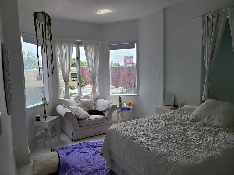 4614 Chester Ave #2 — Photo 6