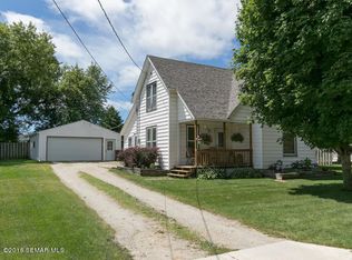 114 6th St NE, Stewartville, MN 55976