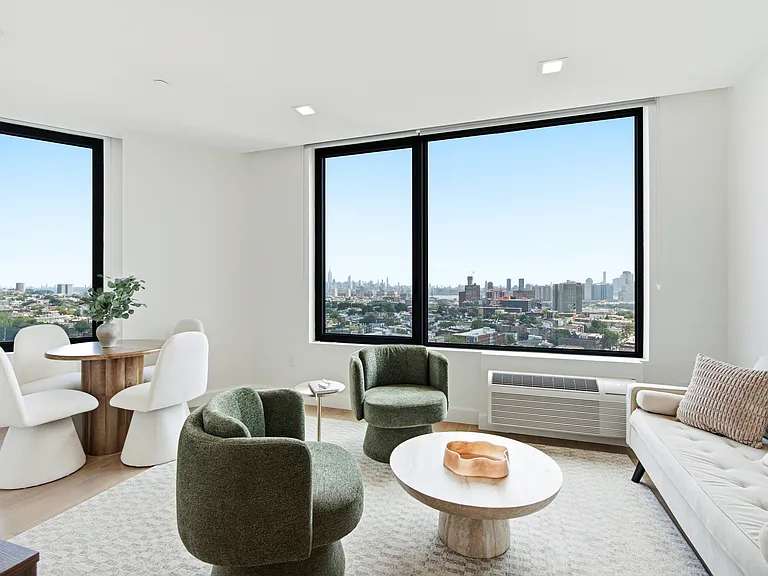 628 Summit Ave #1 — Photo 19