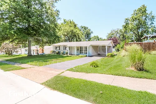 11091 Saxonhall Dr Photo 1