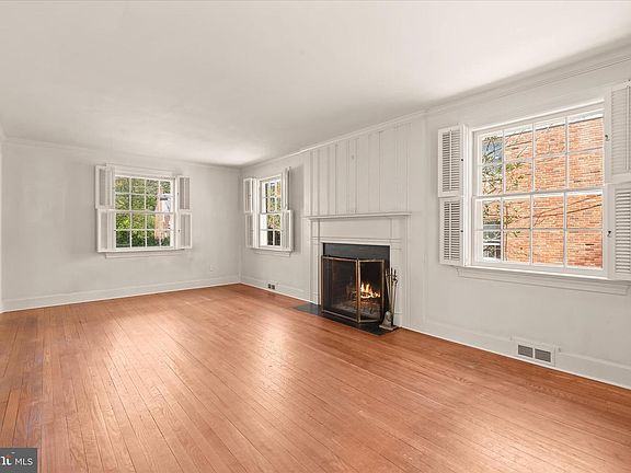 5th image of 4607 Drexel Rd