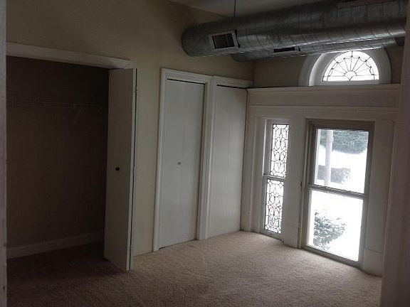 2nd bedroom with large closet