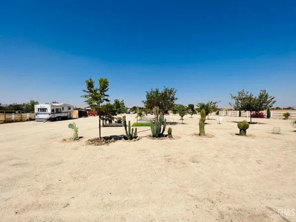 28149 Carousel Ave, Taft, CA 93268