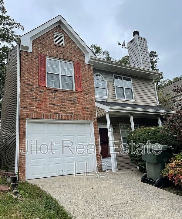 1st image of 1048 Hillsborough Chas NW