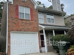 1048 Hillsborough Chas NW, Kennesaw, GA 30144