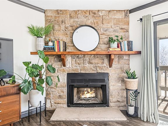 5th image of 8335 Fairmount Drive #1-202