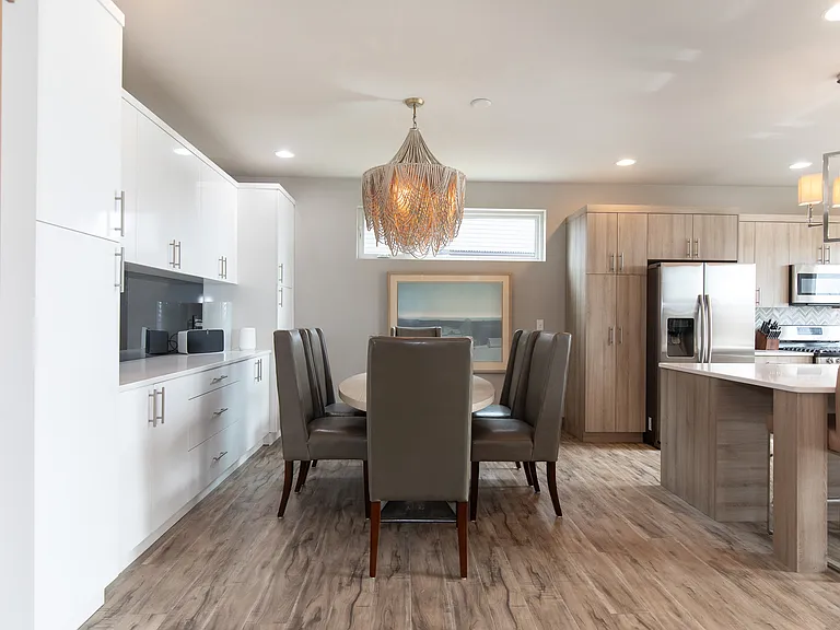 5468 Westmorland Dr — Photo 5