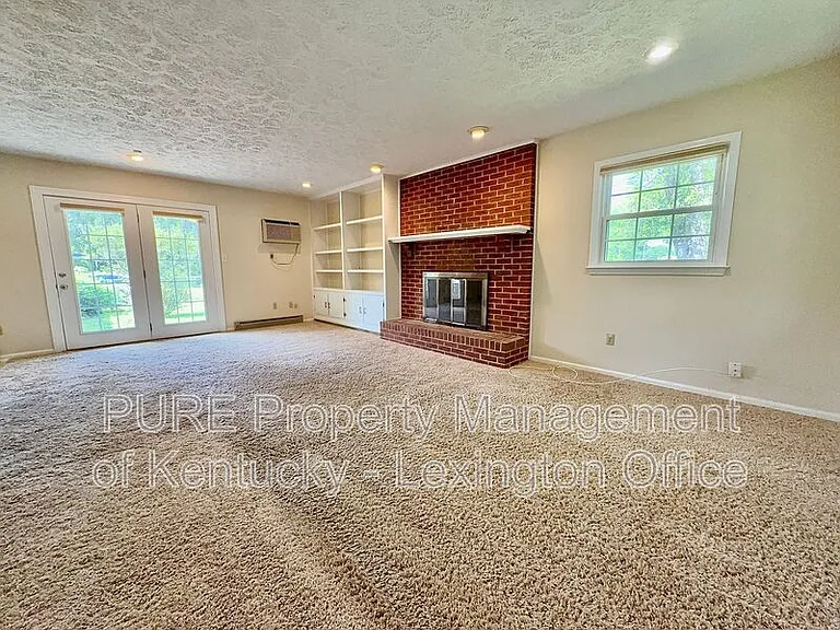 2077 Dogwood Dr — Photo 16