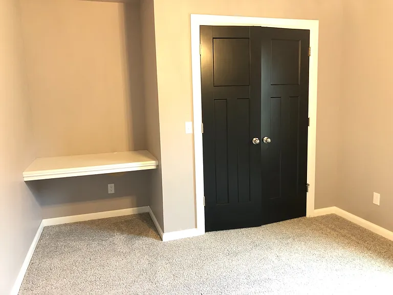 1540 Savannah Cir — Photo 21