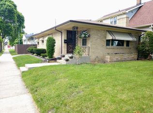 1825 Thurston Ave, Racine, WI 53403