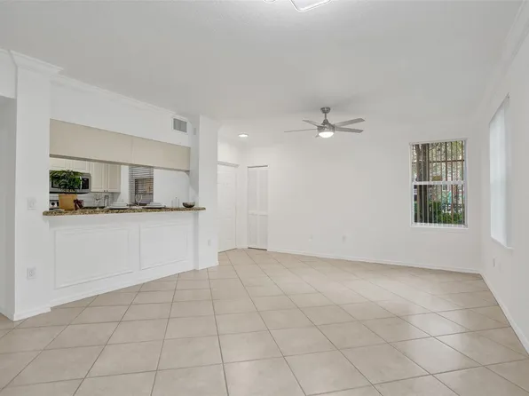 6584 W Sample Rd #6584, Pompano Beach, FL 33067