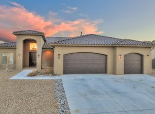 401 Holt Ct NE, Rio Rancho, NM 87124