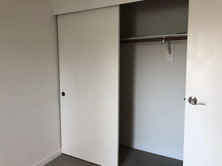 156 Grandview St #4 — Photo 17