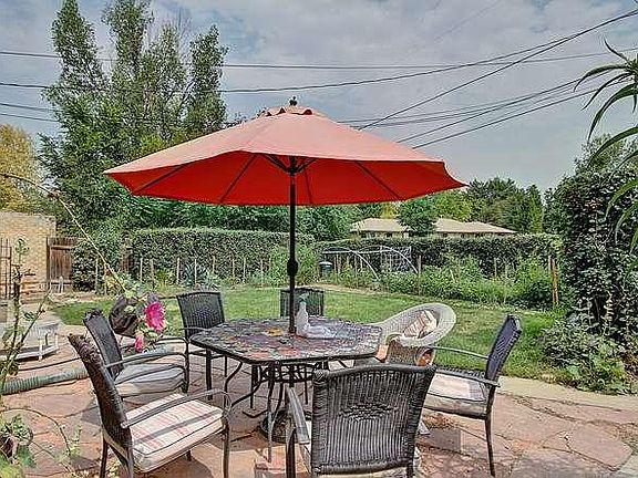 2nd image of 1558 Filbert Ct #1558B
