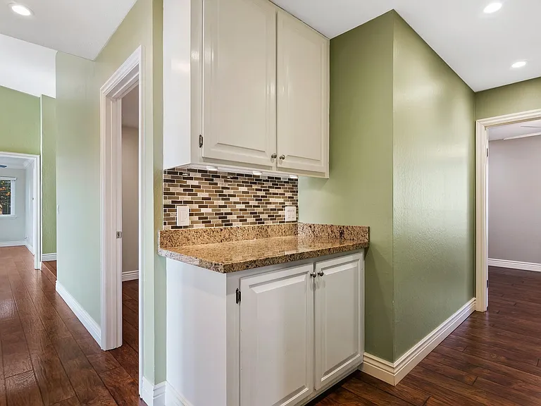 1220 Monte Vista Ct — Photo 9