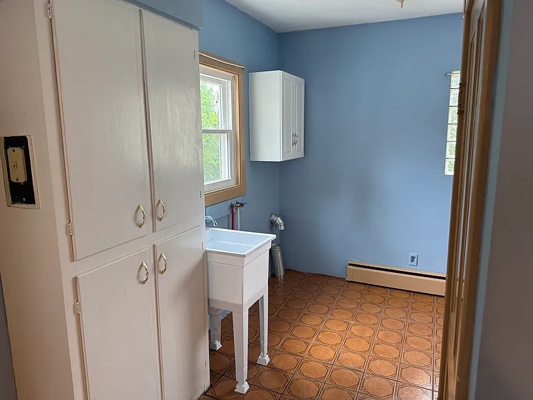 6696 Madison Rd — Photo 23