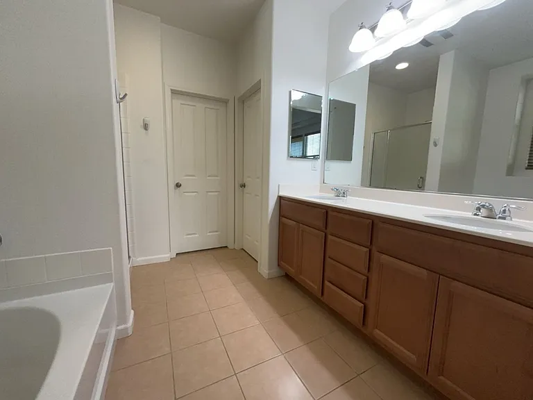 3417 Verona Ter — Photo 11