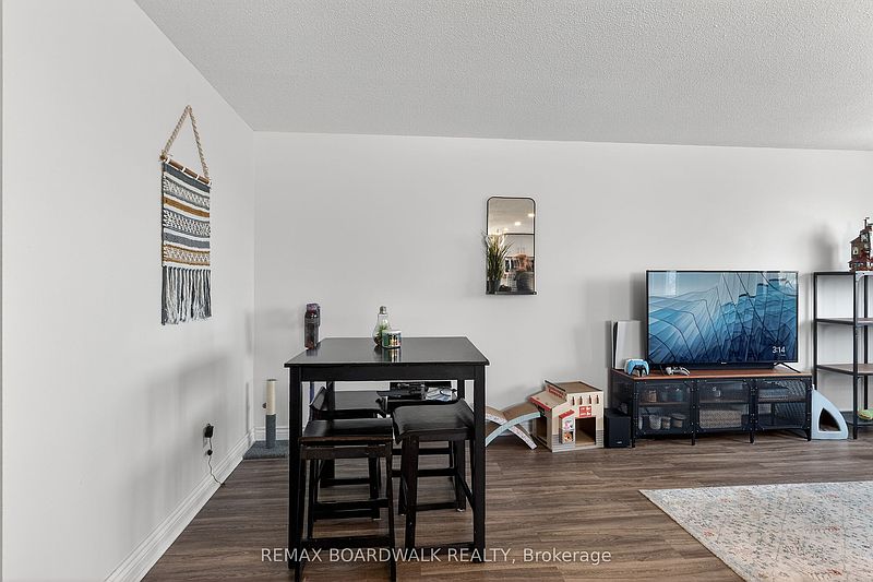 Ottawa House for rent - 4 Bedrooms — photo 8