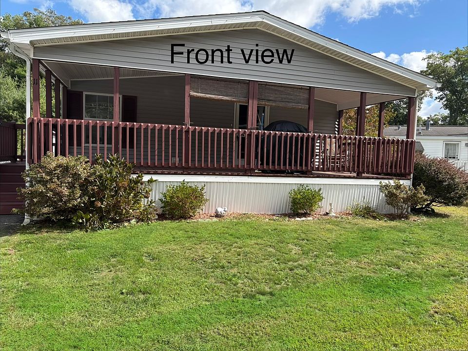 1st image of 11 Medallion Rd