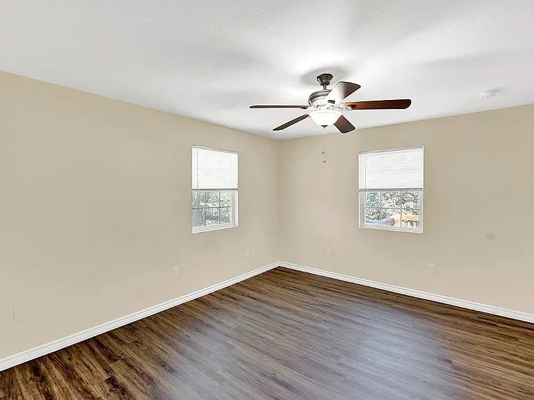 207 Oakwood Loop #207 — Photo 10
