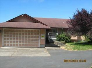 62393 Axel Rd, Saint Helens, OR 97051