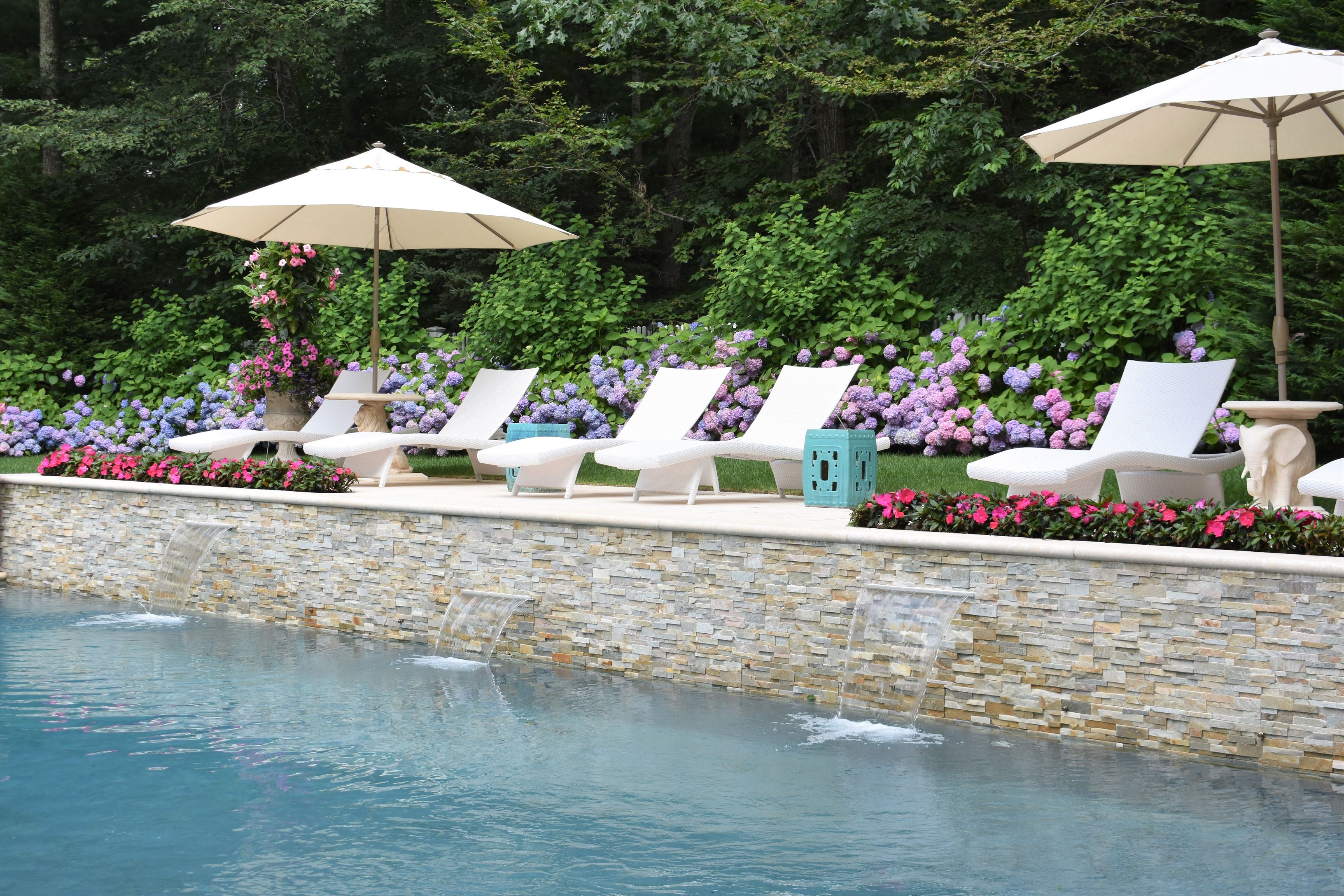 301 Little Fresh Pond Rd, Southampton, NY 11968 Out East