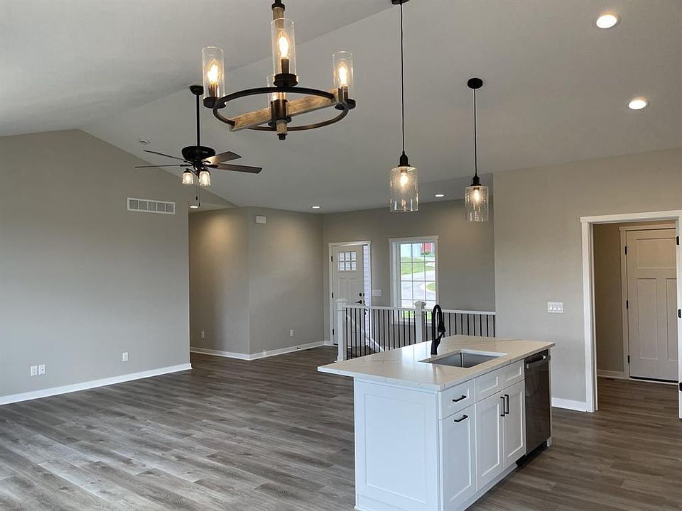 412 LuAnn Kay Lane, Orfordville, WI 53576 MLS 1964546 Zillow