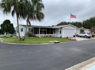 3022 Hickory Dr, Zephyrhills, FL 33543