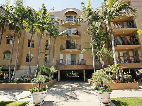 2nd image of 211 California Ave Unit 505