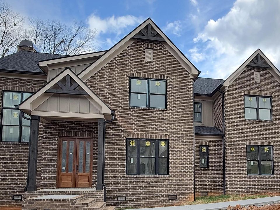 1st image of 2520 Shady Meadow Ln