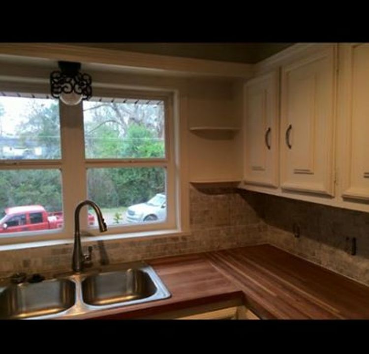 2nd image of 207 Magnolia Pl