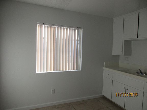 4th image of 725 Boulevard Ave APT D