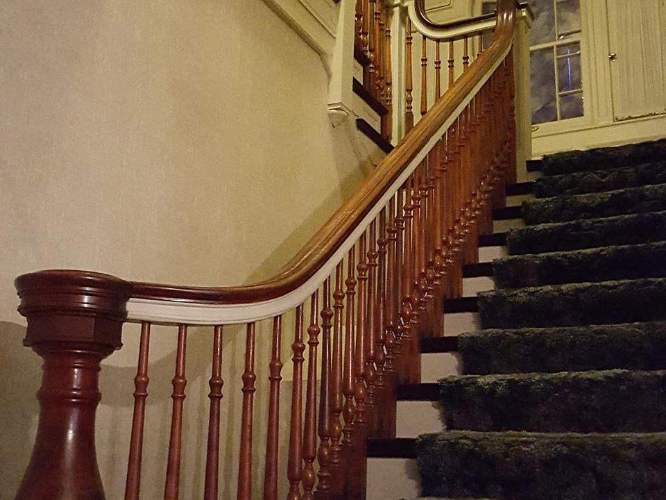 Tenant interior foyer